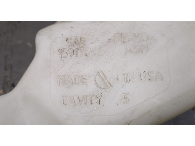 Бачок омывателя  Chevrolet Tahoe 2006-2014    