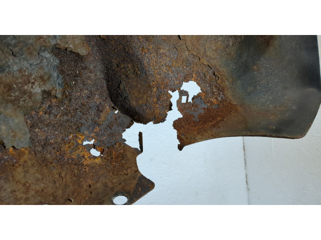 Бампер Hummer H3 задний 15850414