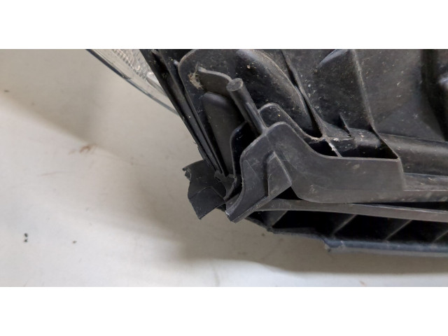 Фара передняя  Honda HRV 2015-2021 левая 