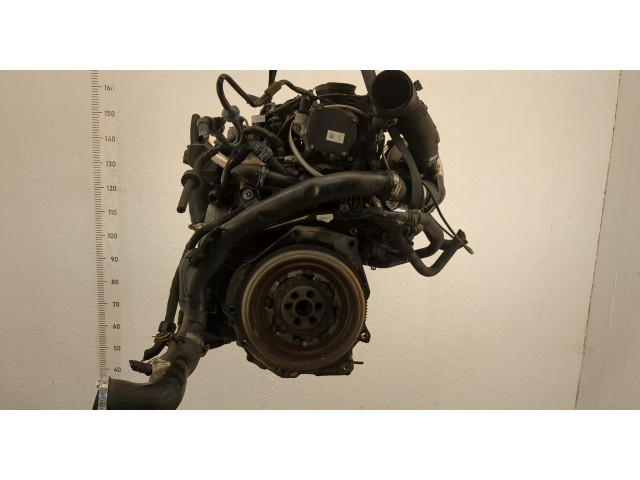 Форсунка топливная  Skoda SuperB 2008-2015    03L130277Q     