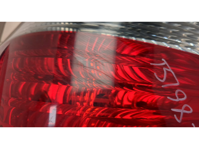 Задний фонарь          