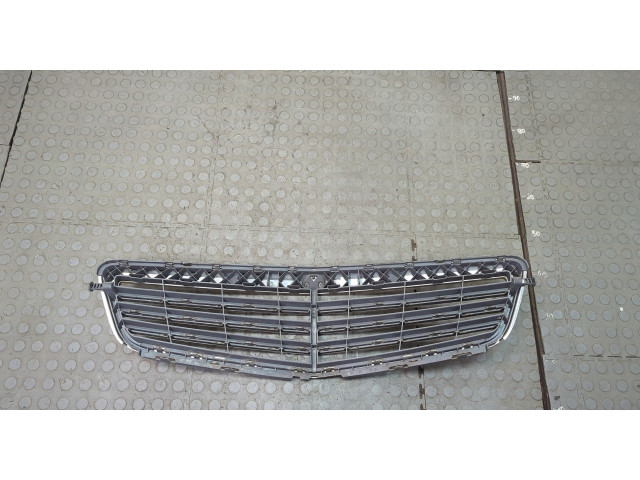 Решетка радиатора  Mercedes C W204 2006-2015          