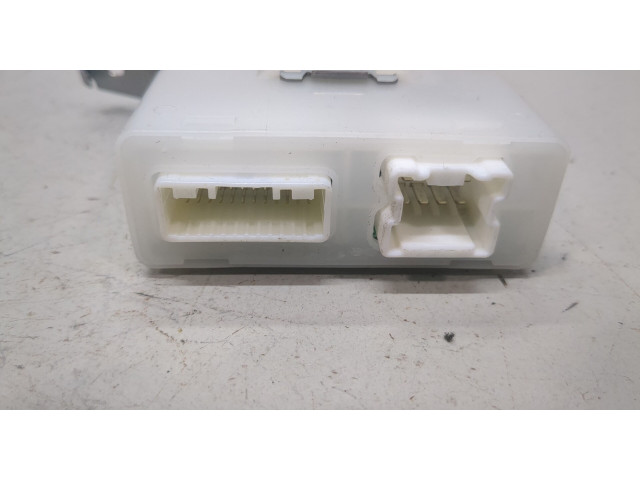 Блок комфорта Infiniti QX56 2010-2013 988001LA0A