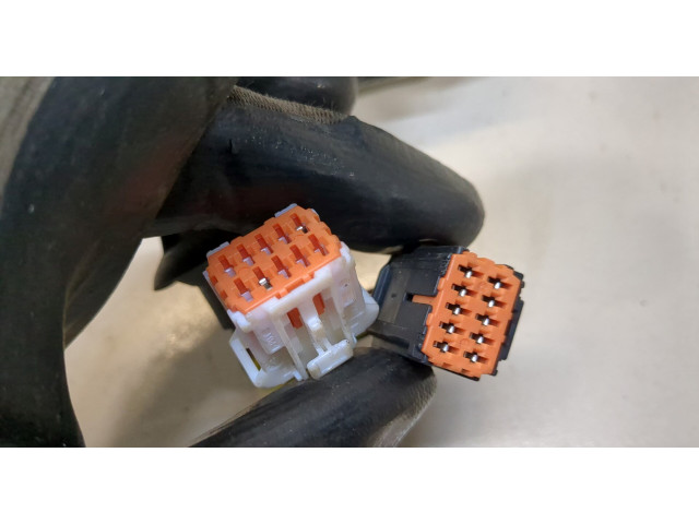 Зеркало боковое Citroen C4 Picasso 2013-2016 правое