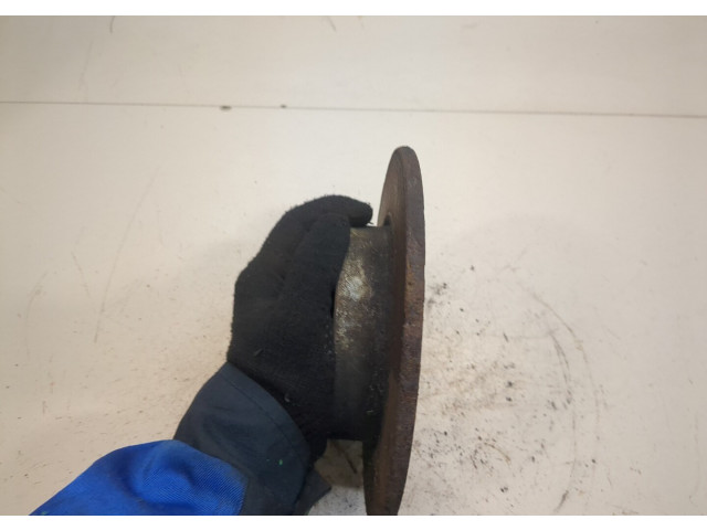 Диск тормозной Volkswagen Bora 2.3 задний 1J0615601P