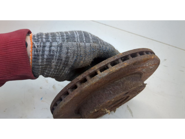 Диск тормозной Mazda Premacy 1999-2005 передний