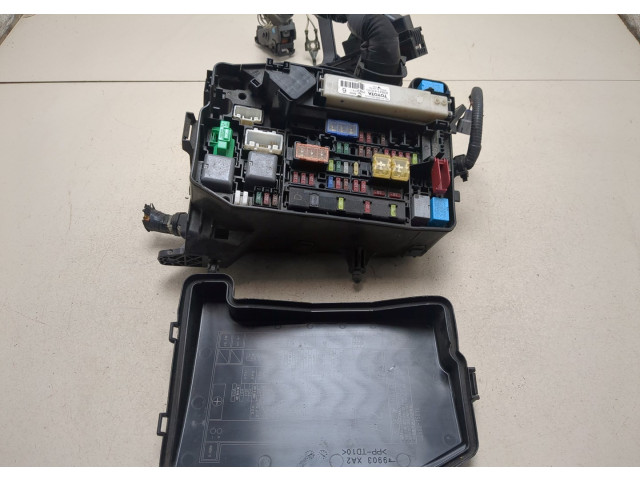 Блок предохранителей Lexus HS 2009-2018 8264147070