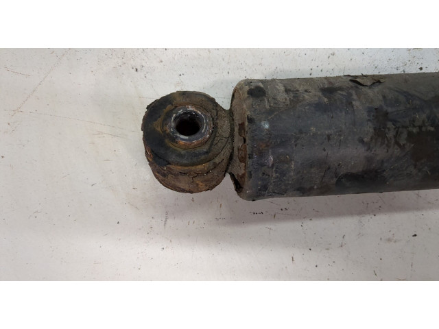 Стойка амортизатора Jeep Liberty 2002-2006