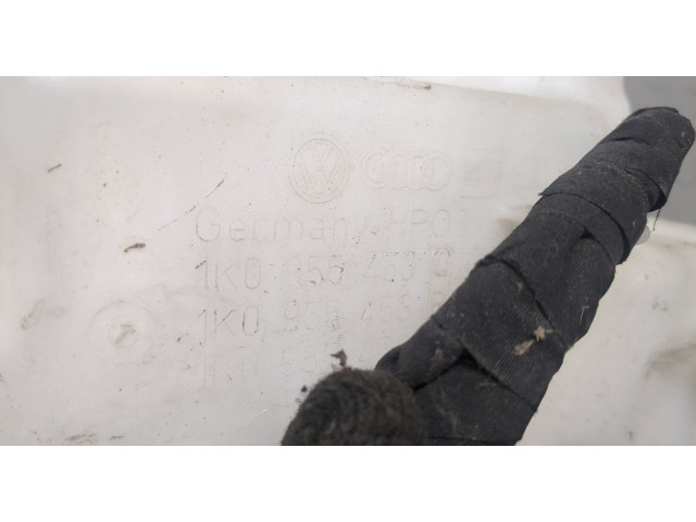 Бачок омывателя Volkswagen Golf 5 2003-2009