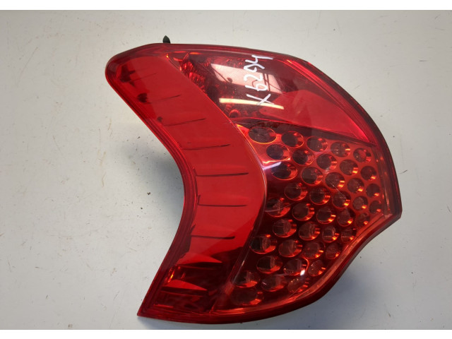 Задний фонарь