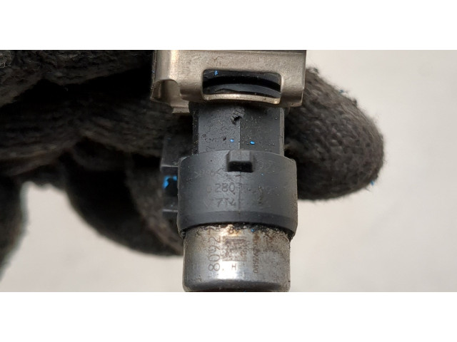 Форсунка топливная Mazda CX-9 2007-2012 CY0113250