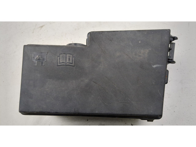 Блок предохранителей  Ford Focus 2 2005-2008         