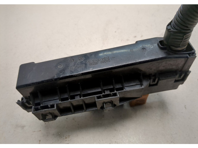 Блок предохранителей  Nissan Pathfinder 2012-2020         