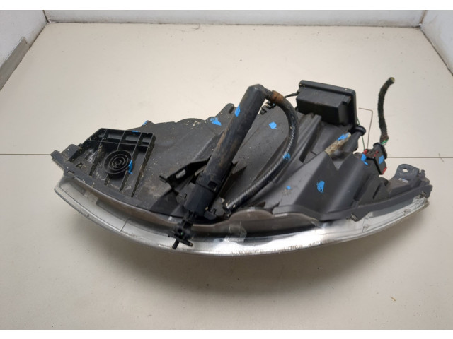 Фара передняя  Citroen C4 2004-2010 правая 