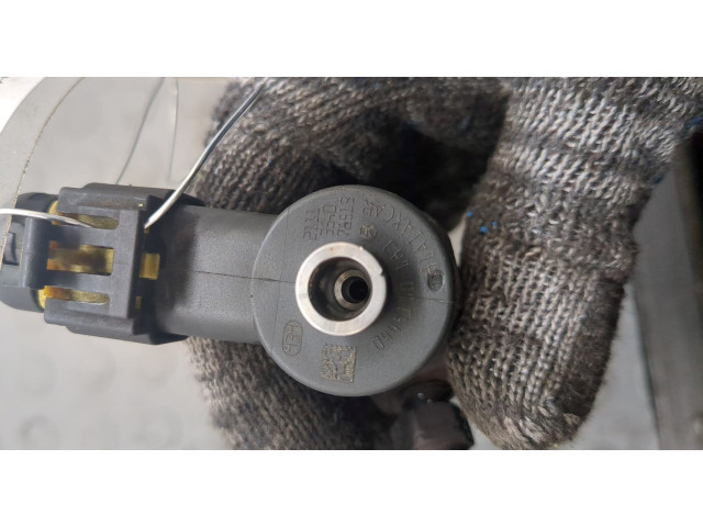 Форсунка топливная  Fiat Grande Punto 2005-2010    55197875     