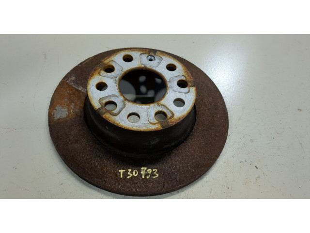 Диск тормозной Skoda Karoq 2017- 1.0 задний 5Q0615601B