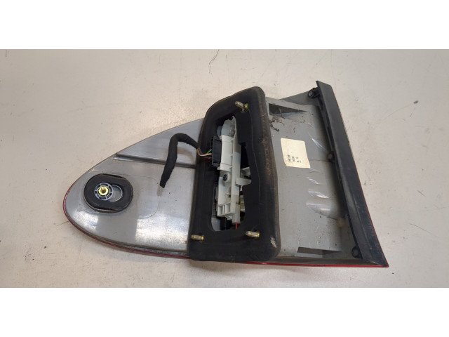 Задний фонарь          