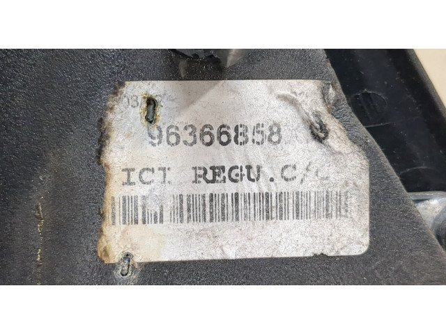 Зеркало боковое Citroen Berlingo 1997-2002 левое 8153JK