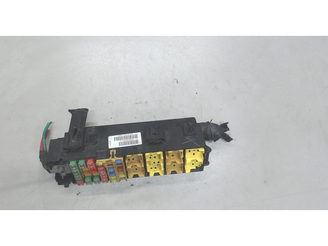Блок предохранителей  Jeep Grand Cherokee 1999-2003      56050263AB     2.7