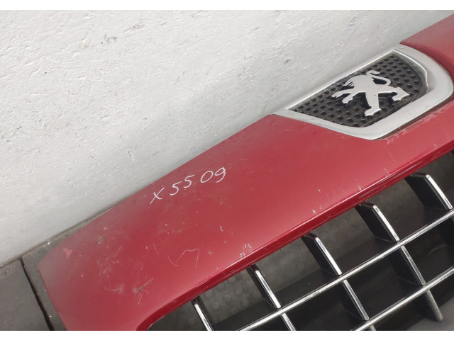 Бампер  Peugeot 3008 2009-2016 передний   