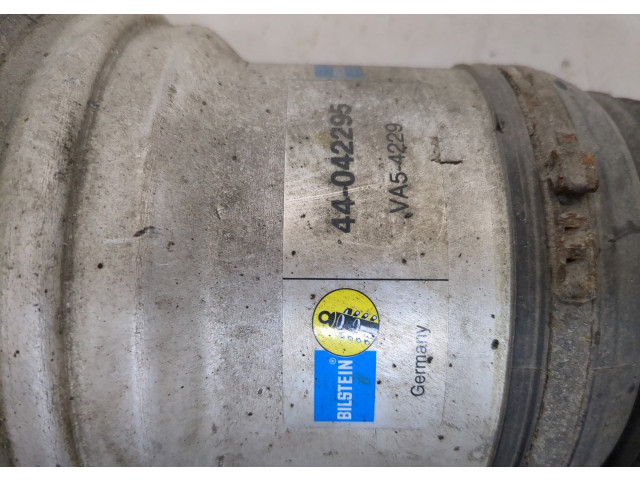 Стойка амортизатора Mercedes S W220 1998-2006 A2203202438