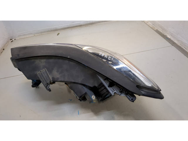 Фара передняя  Chevrolet Trax 2016-2022 правая 