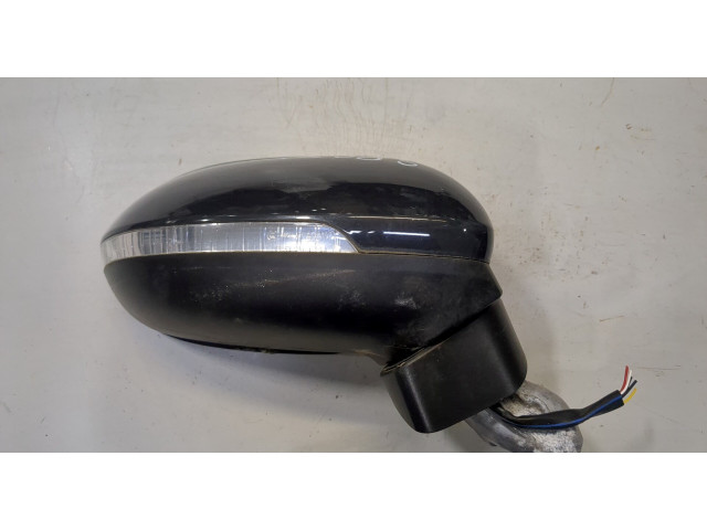 Зеркало боковое  Volkswagen Passat 8 2015-  правое           