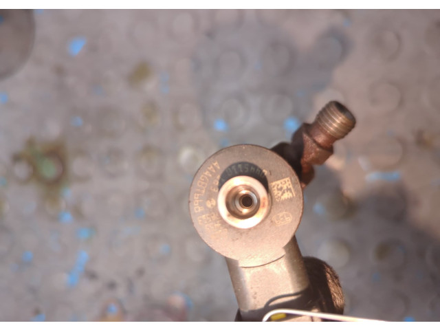 Форсунка топливная  Fiat Grande Punto 2005-2010    55197875     