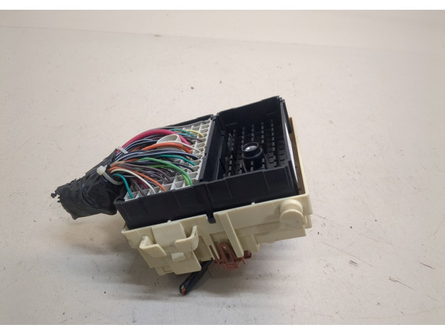 Блок предохранителей  Cadillac Escalade 2 2000-2006      15190658   