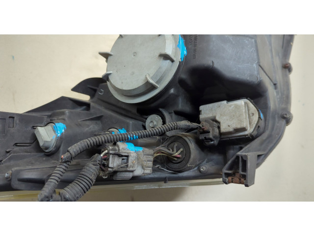 Фара передняя  Toyota Avensis 3 2008-2018 левая 