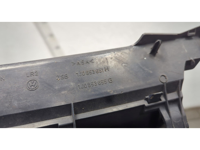 Решетка радиатора  Volkswagen Golf 4 1997-2005          