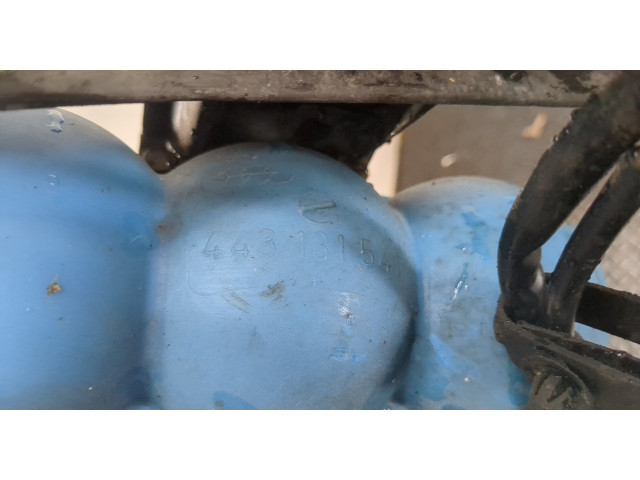 Вентилятор радиатора  Audi A4 (B5) 1994-2000           