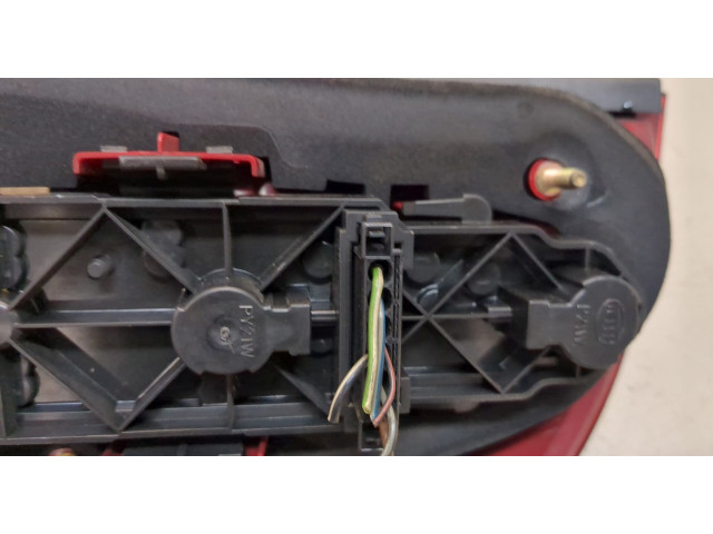 Задний фонарь        Mercedes C W203 2000-2007 