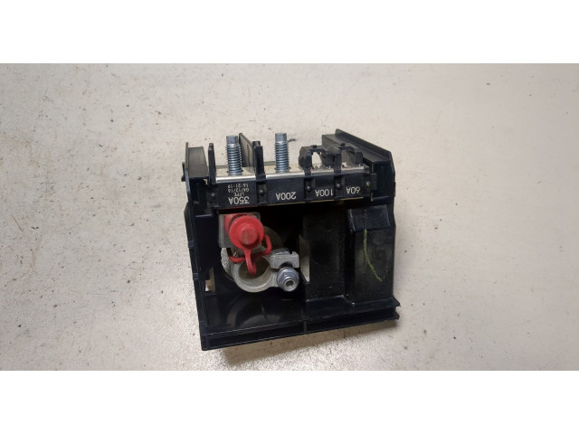 Блок предохранителей  Chevrolet Camaro 2015-2018         