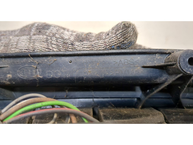 Задний фонарь