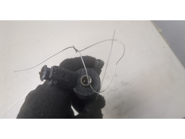 Форсунка топливная  Renault Laguna 2 2001-2008         