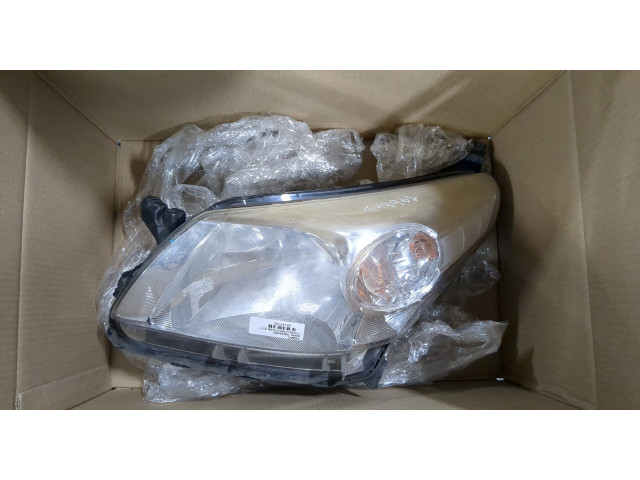 Фара передняя Toyota Urban Cruiser левая