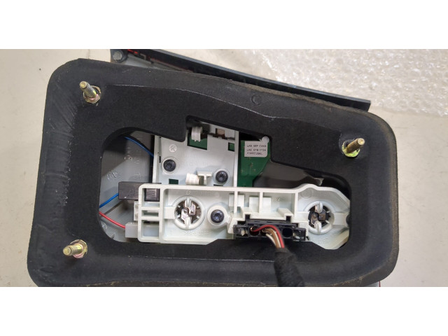 Задний фонарь          