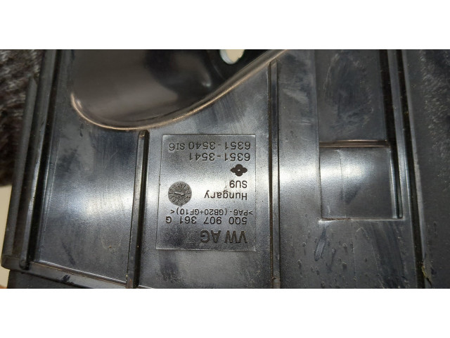 Блок предохранителей  Skoda Karoq 2017-         