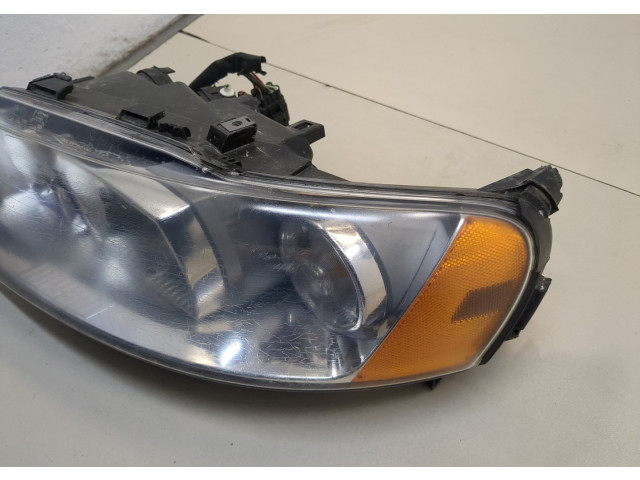 Фара передняя  Volvo V70 2001-2008 левая 