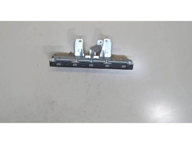 Подушка безопасности коленная Volkswagen Tiguan 2016-2020