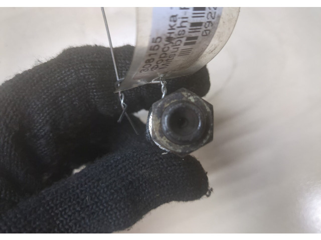 Форсунка топливная Mitsubishi Pajero 1990-2000