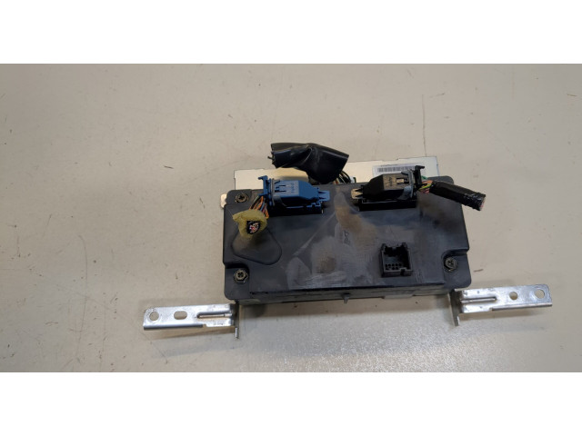 Дисплей мультимедиа Infiniti QX56 2004-2010 28091JK61A