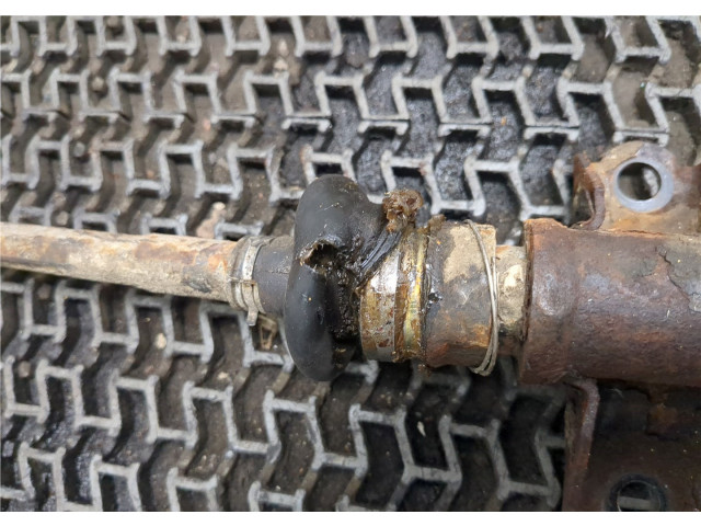    Рейка рулевая без г/у  Mazda Xedos 9      