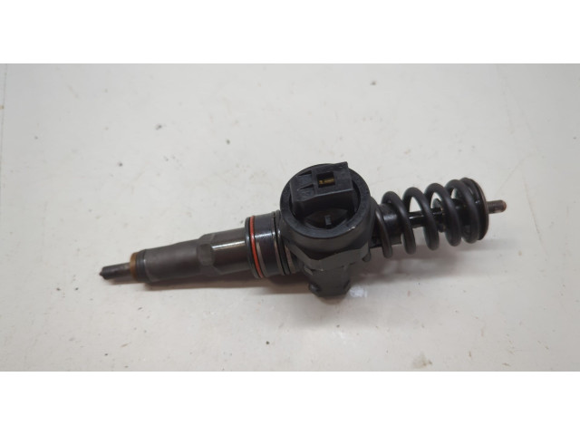 Форсунка топливная Audi A6 (C5) 1997-2005 045130073T