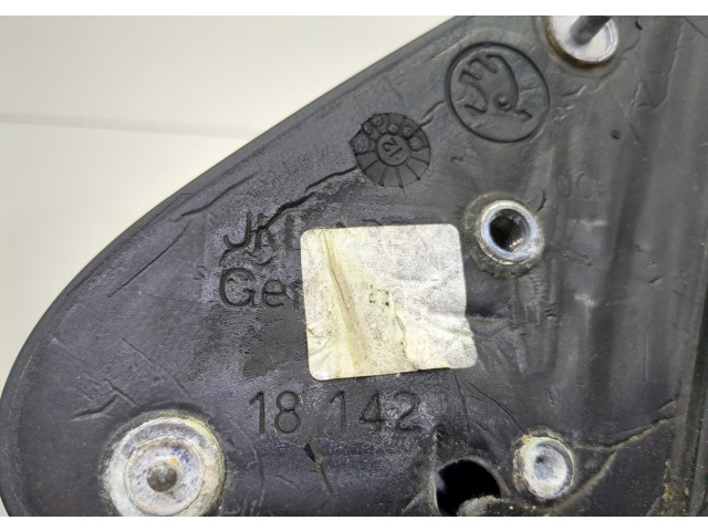 Зеркало боковое Skoda Octavia (A5) 2004-2013 правое 1Z2857508M, 8T0857536E