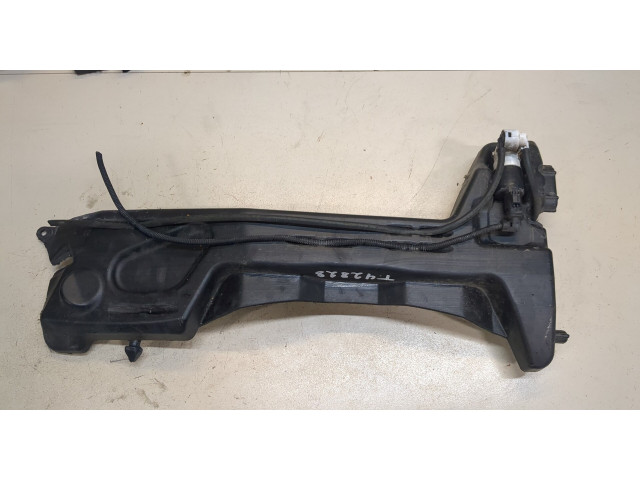 Бачок омывателя Citroen C4 Picasso 2013-2016 9676088180