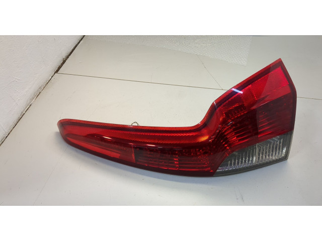 Задний фонарь          