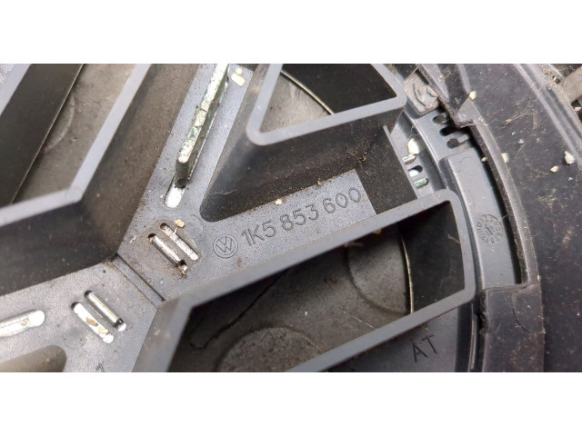 Решетка радиатора  Volkswagen Passat CC 2008-2012          3C8853651