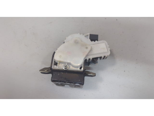 Замок багажника Mazda 5 2010-2015